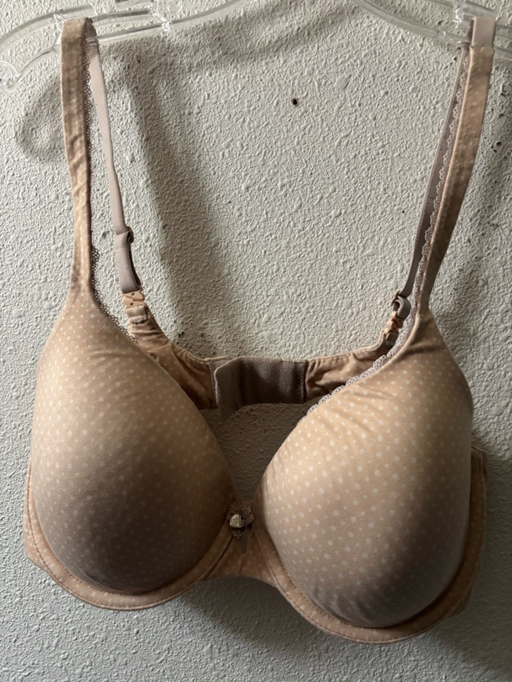 Victoria’s Secret Body by Victoria Lined Perfect Coverage Beige/white dots 34D